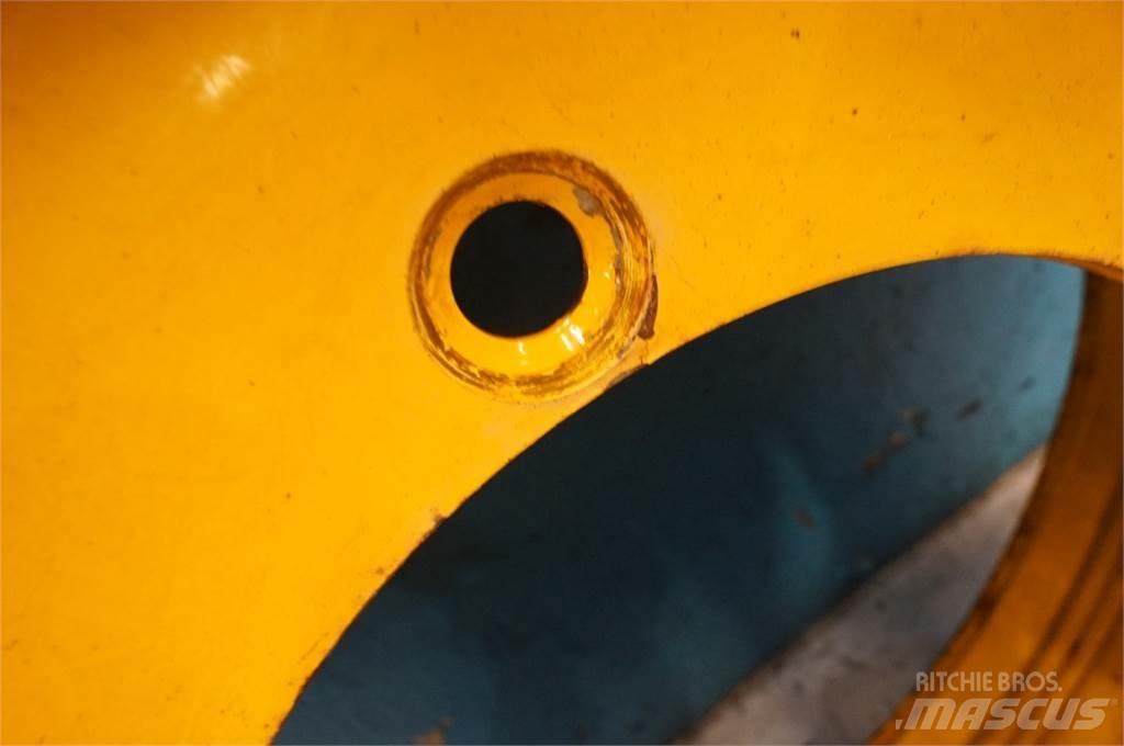  28 440/80R28 Reifen