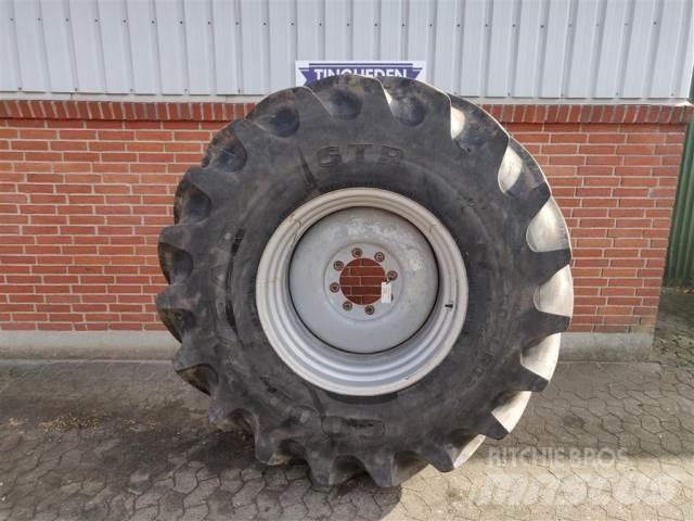  32 800/65R32 Reifen