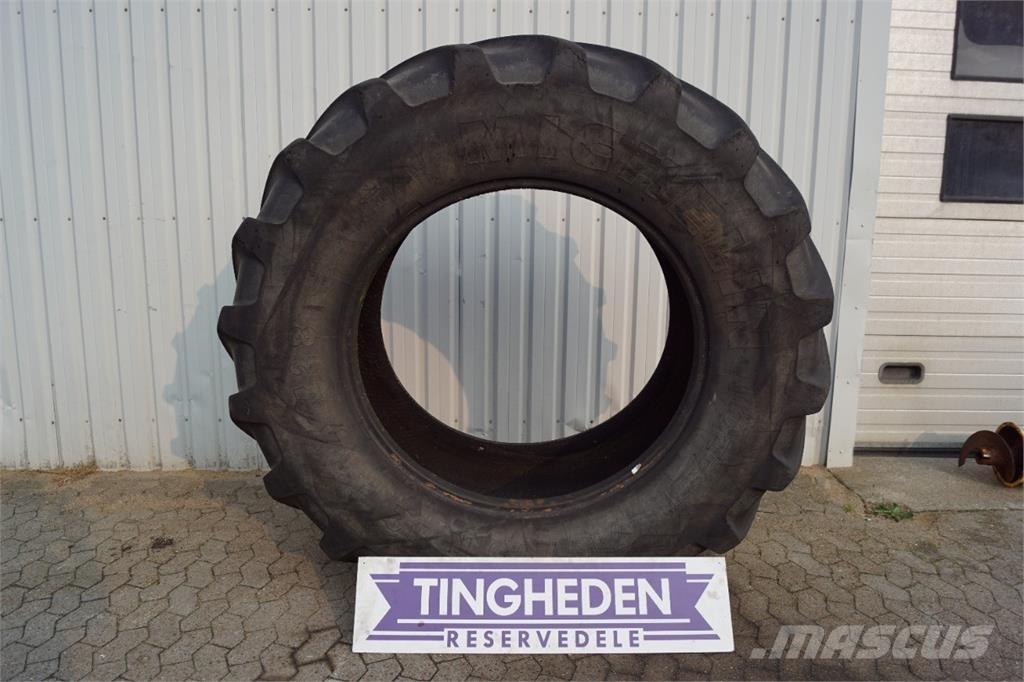  42 710/70R42 Reifen