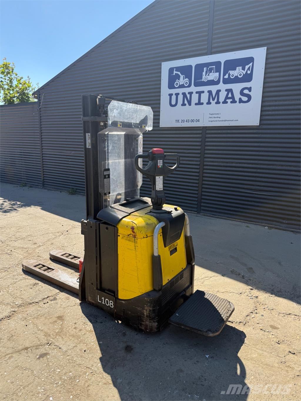 BT SPE125 Handgeführter Palettenstapler