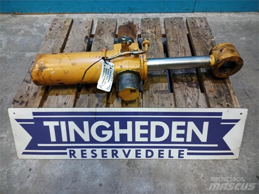 CASE 595 Tieflöffel