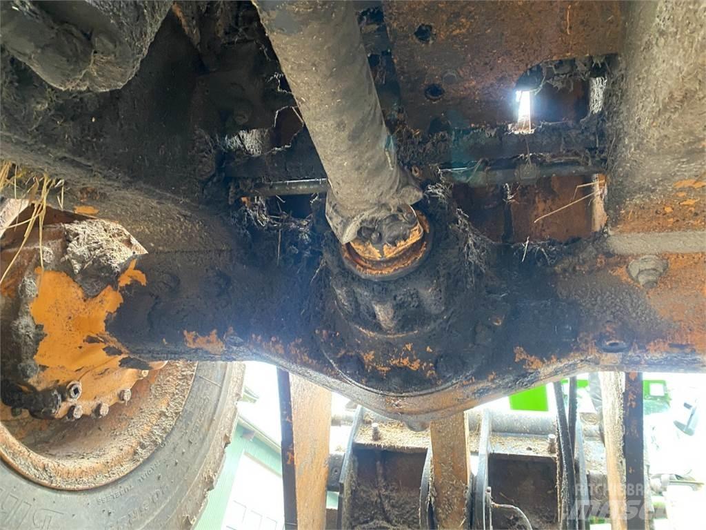 CASE 621D Radlader