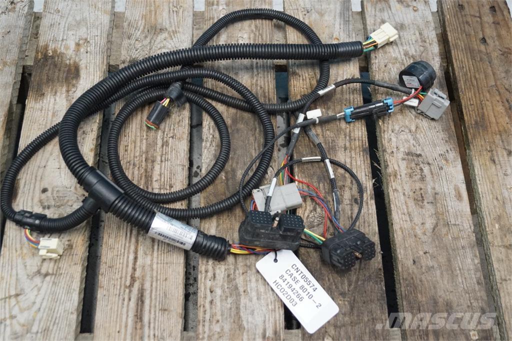 CASE 8010 Elektronik