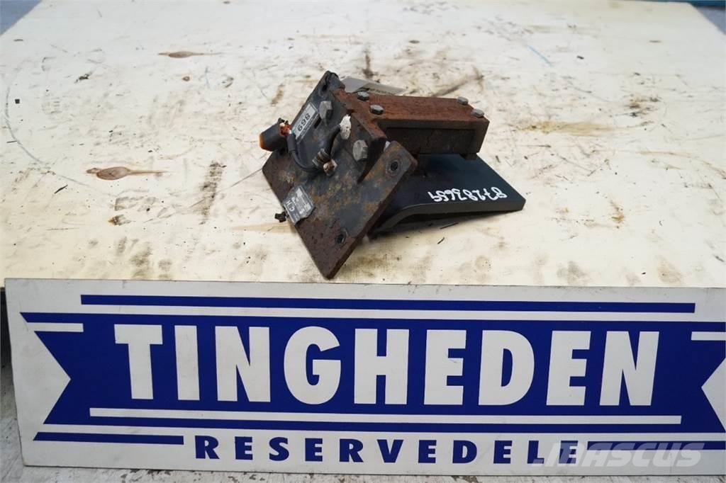 CASE 8010 Elektronik