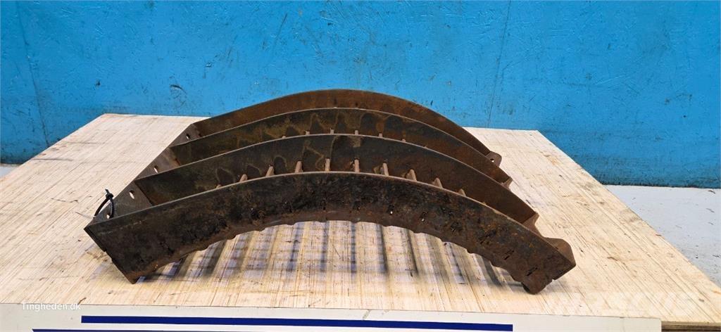 CASE 8010 Zubehör Mähdrescher