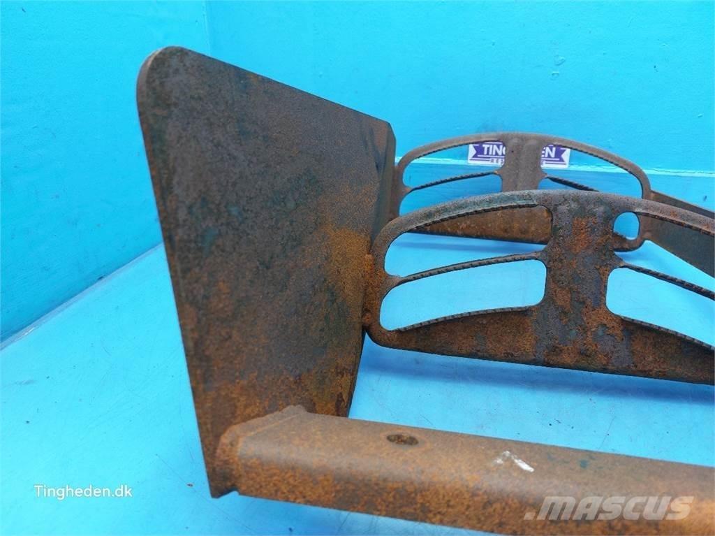 CASE Farmall 95A Sonstiges Traktorzubehör