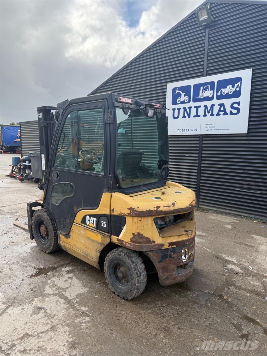 CAT DP25 Dieselstapler