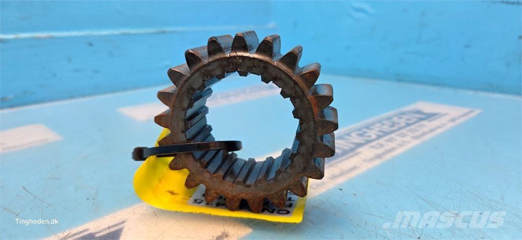 Ford 8260 Getriebe