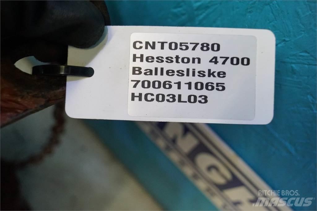 Hesston 4700 Sonstige Grünlandgeräte