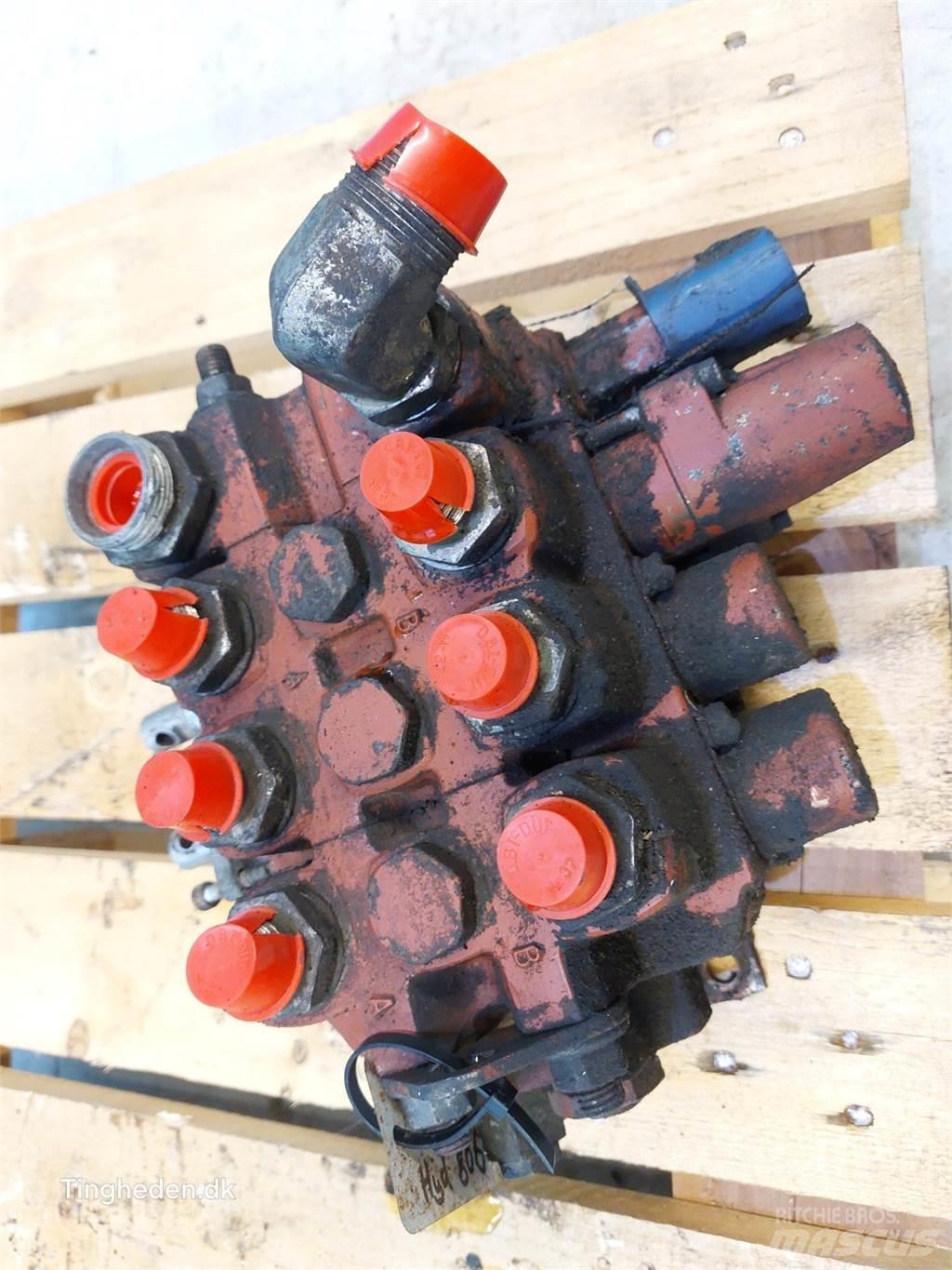 Hydrema 806 Hydraulik