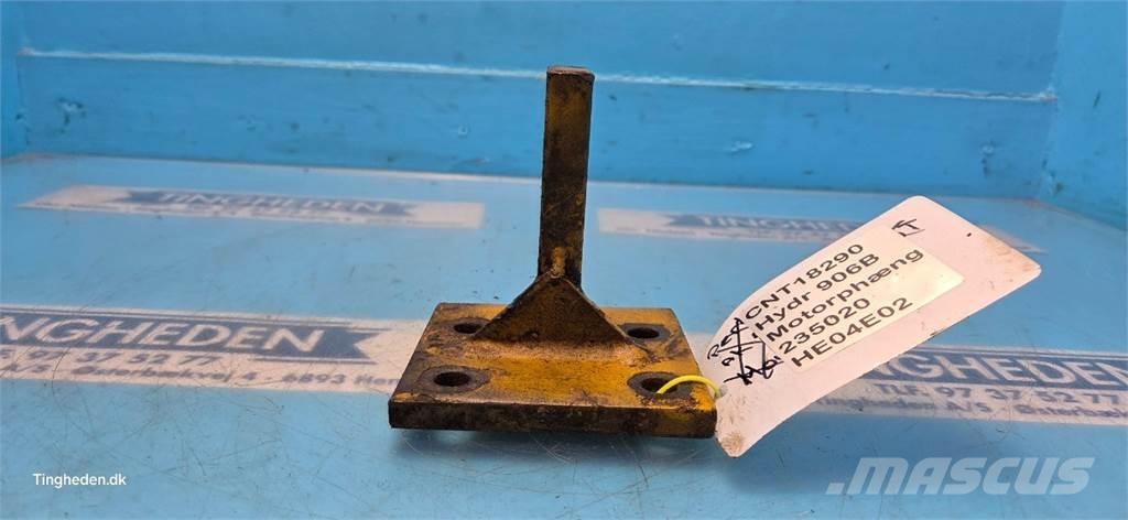 Hydrema 906B Motoren