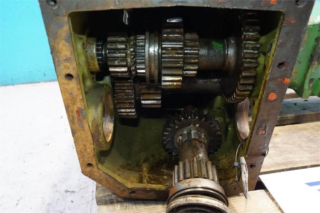 John Deere 1042 Getriebe