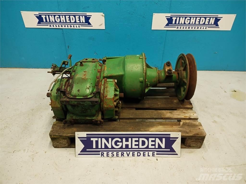 John Deere 1065 Getriebe