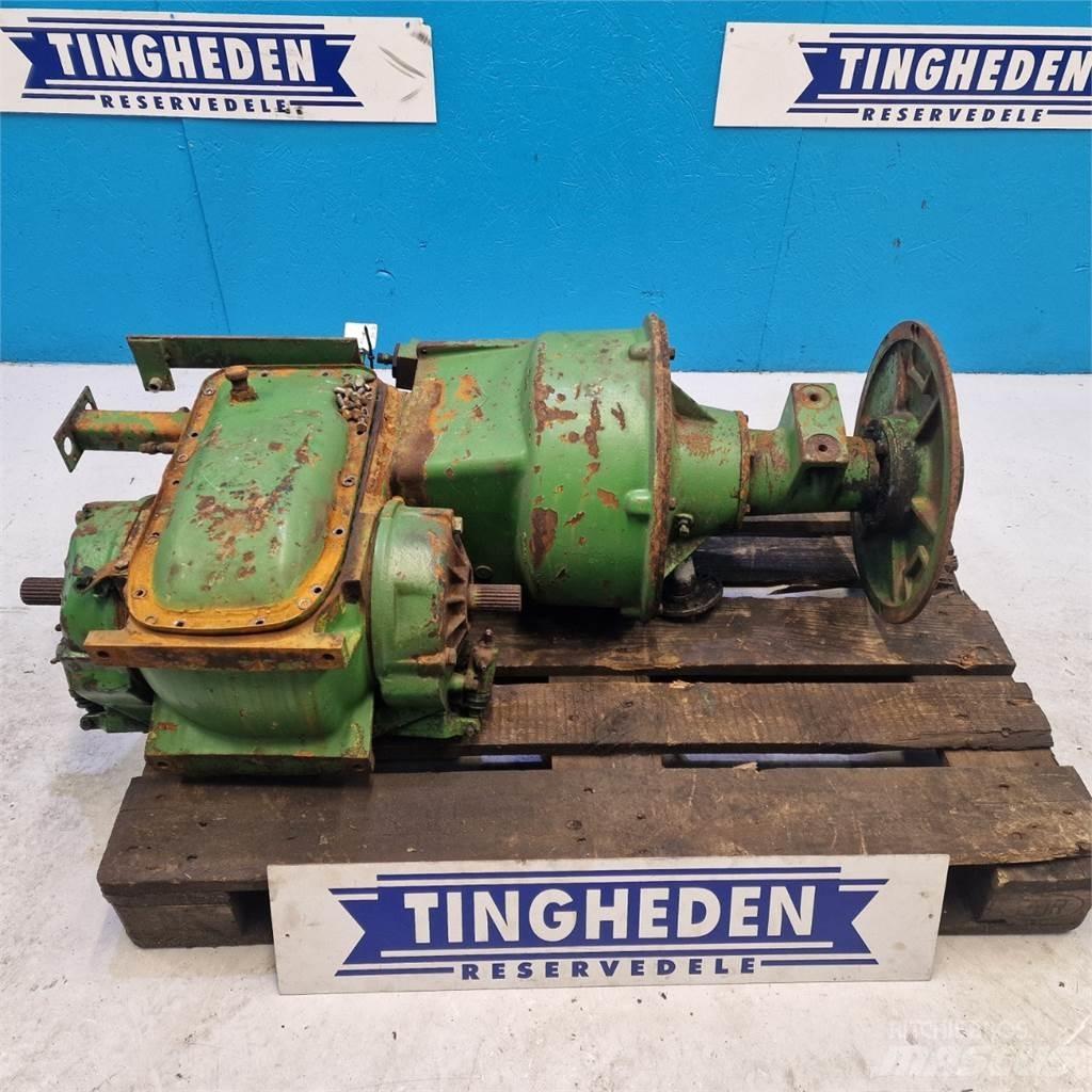 John Deere 1065 Getriebe