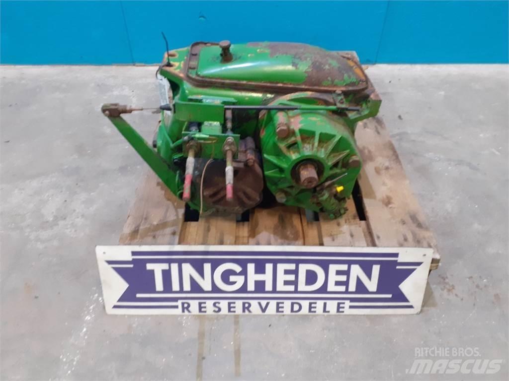 John Deere 1075 Getriebe