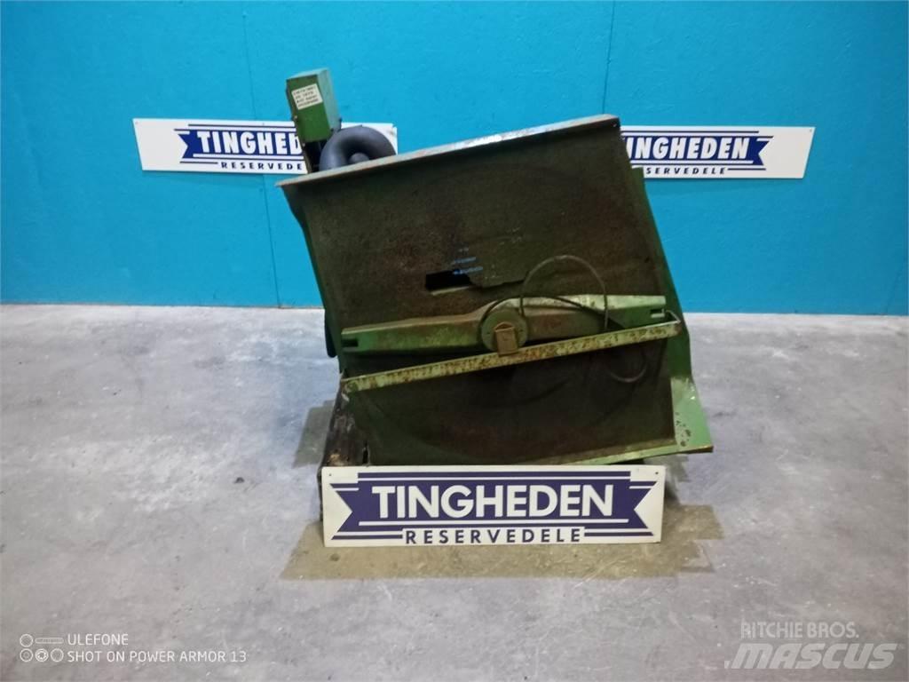 John Deere 1075 Kabinen
