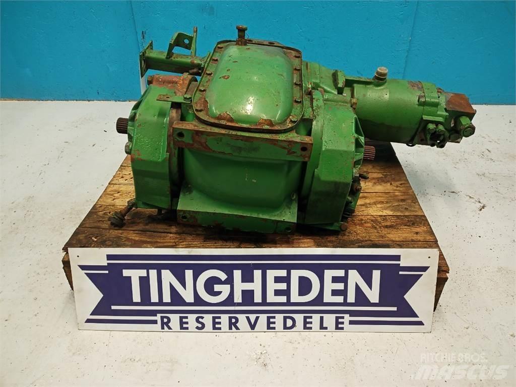 John Deere 1075 Getriebe