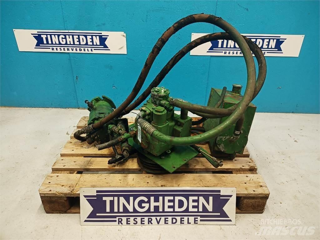 John Deere 1085 Hydraulik