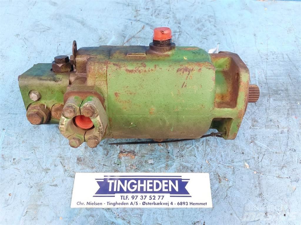 John Deere 1177 Hydraulik
