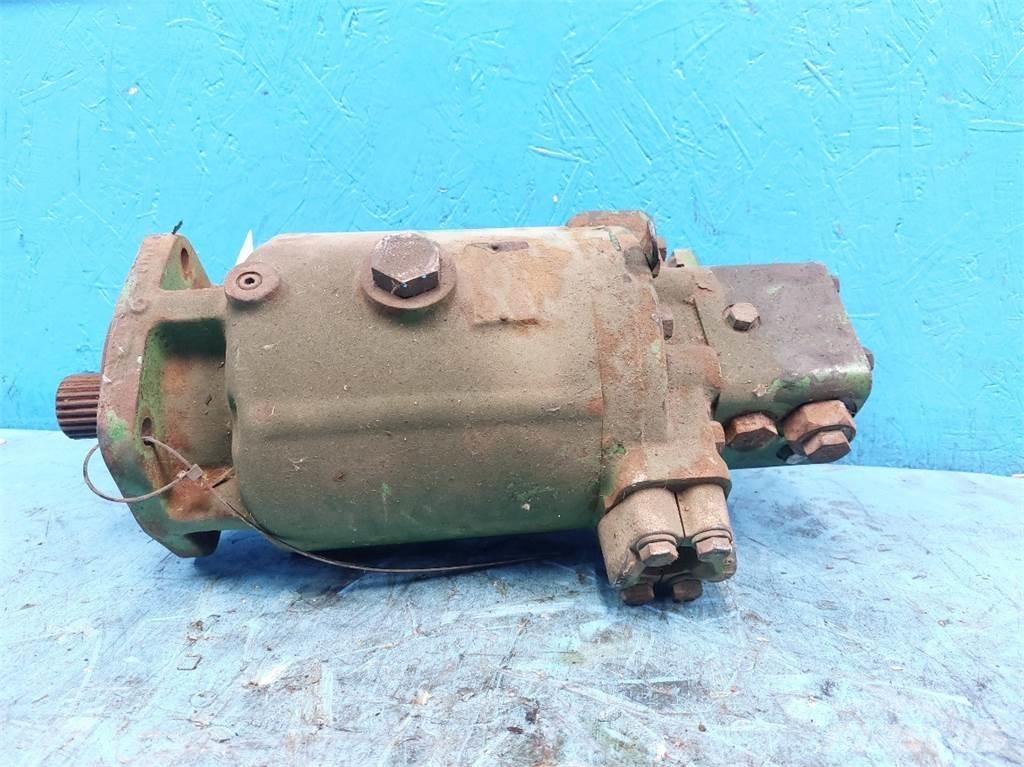 John Deere 1177 Hydraulik
