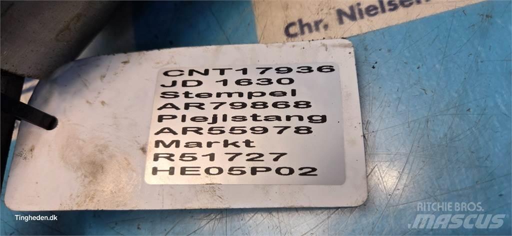John Deere 1630 Motoren