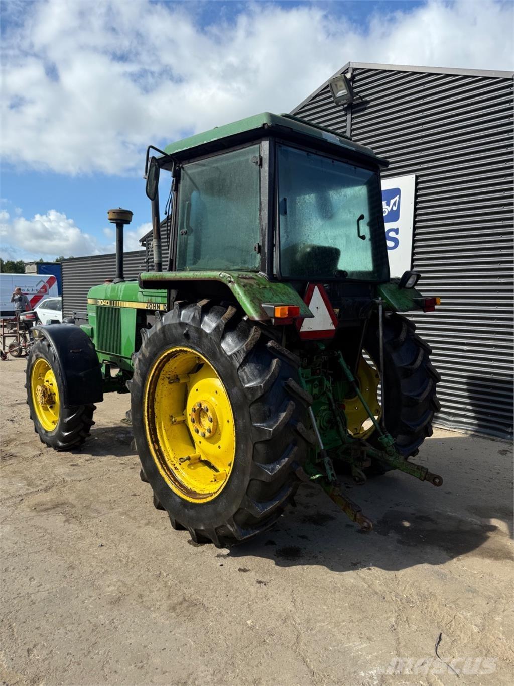 John Deere 3040 Traktoren