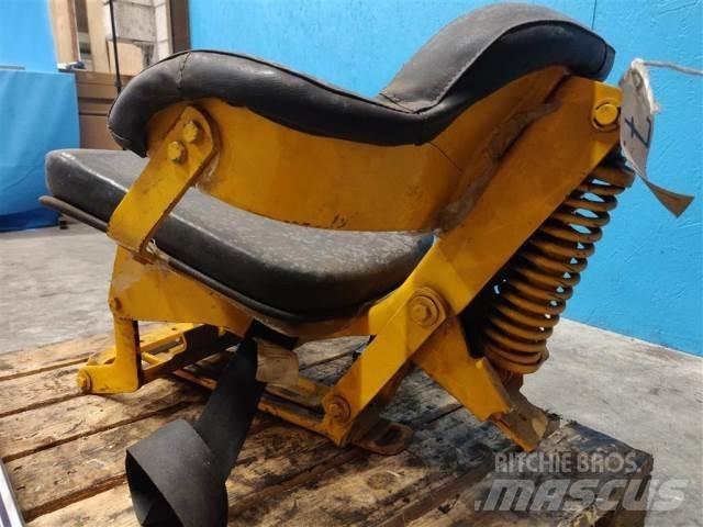 John Deere 310 Kabinen