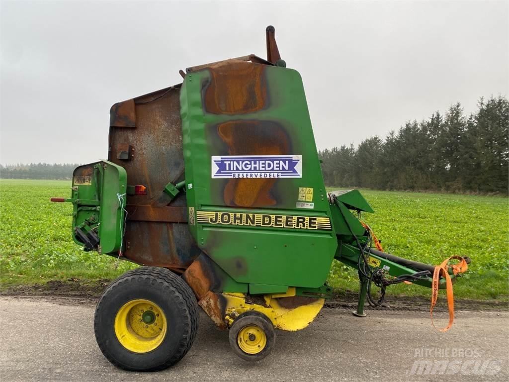 John Deere 580 Rundballenpressen