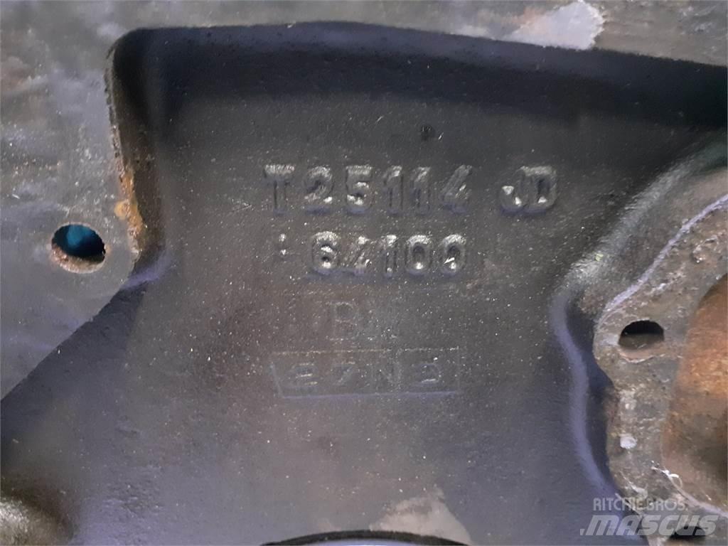John Deere 935 Motoren