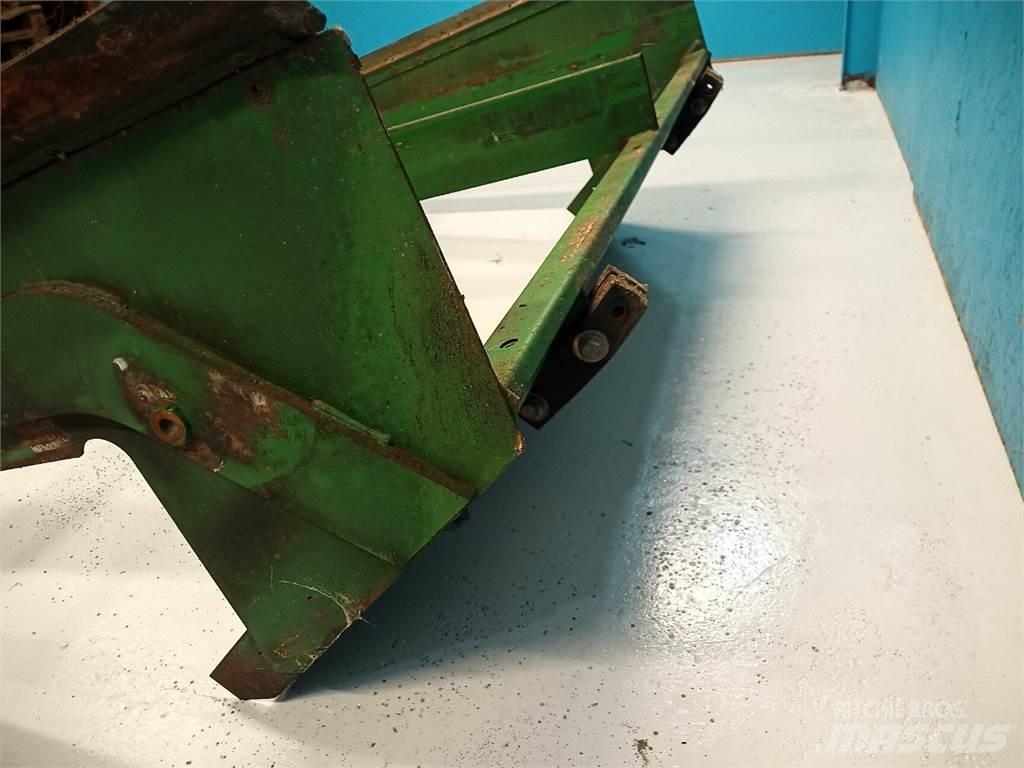 John Deere 9540 Sand- und Salzstreuer
