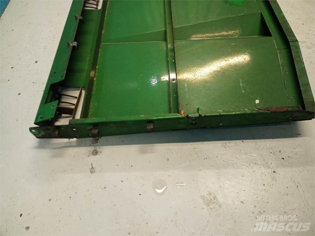 John Deere 9540 Sand- und Salzstreuer