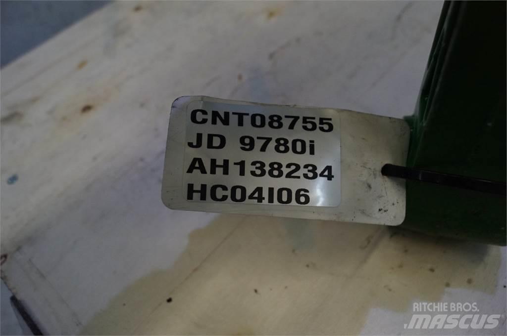 John Deere 9780 Sand- und Salzstreuer