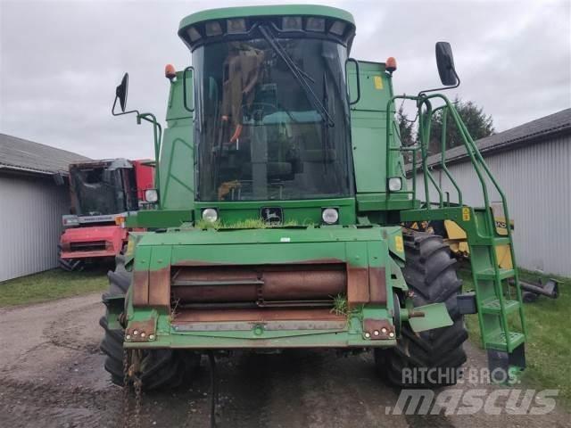 John Deere CTS Mähdrescher