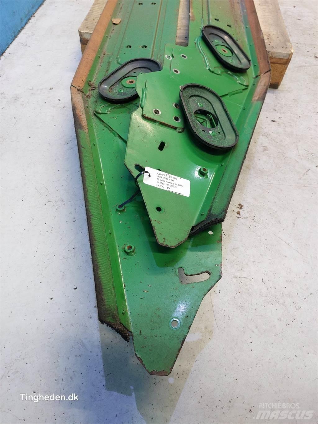 John Deere S670 Sand- und Salzstreuer