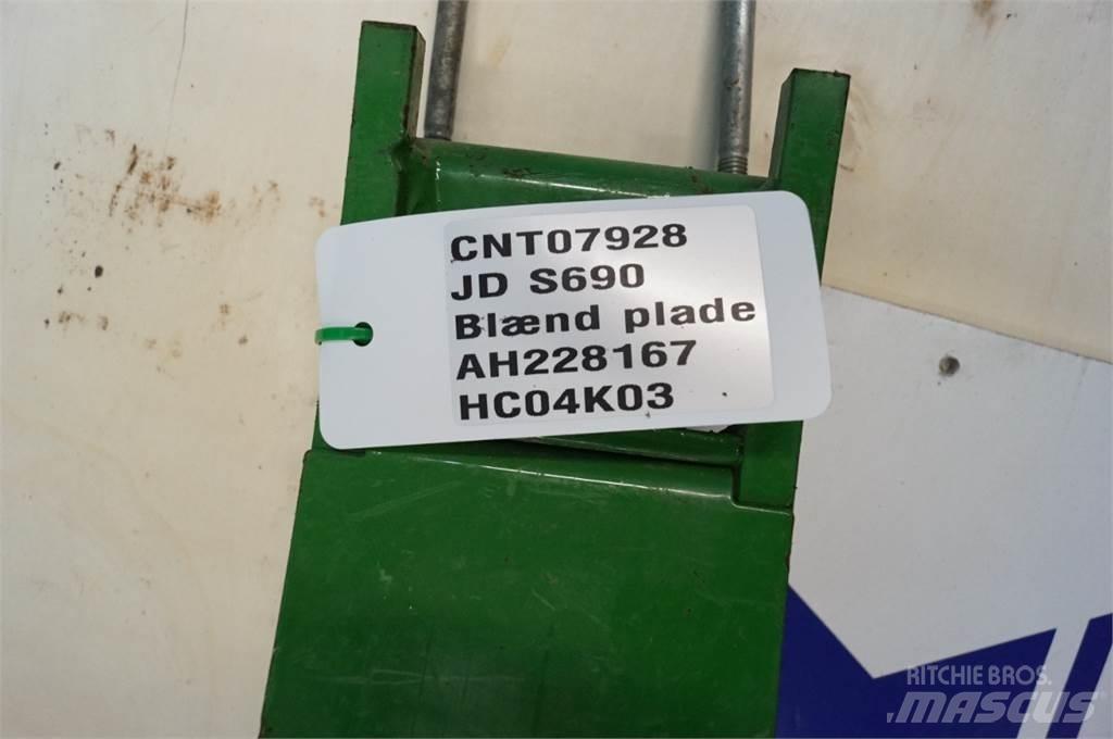 John Deere S690 Zubehör Mähdrescher