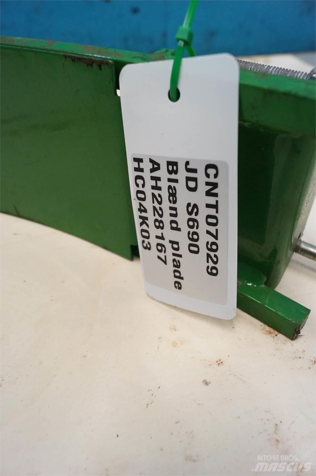 John Deere S690 Zubehör Mähdrescher