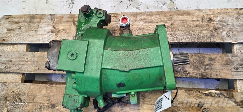 John Deere S690 Hydraulik