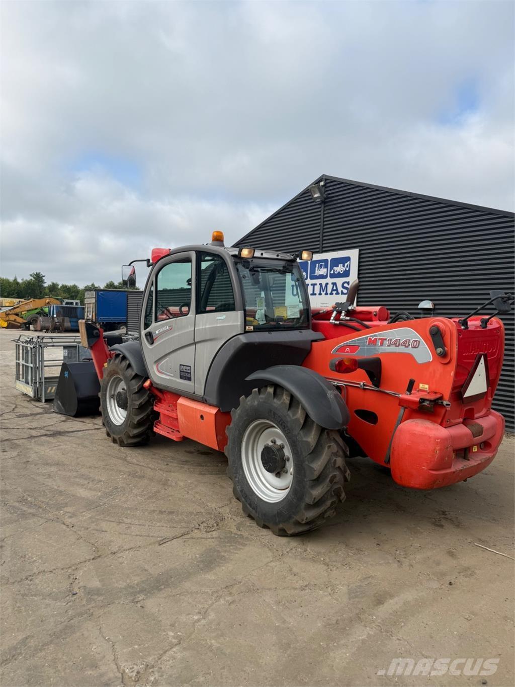 Manitou MT1440 Teleskoplader