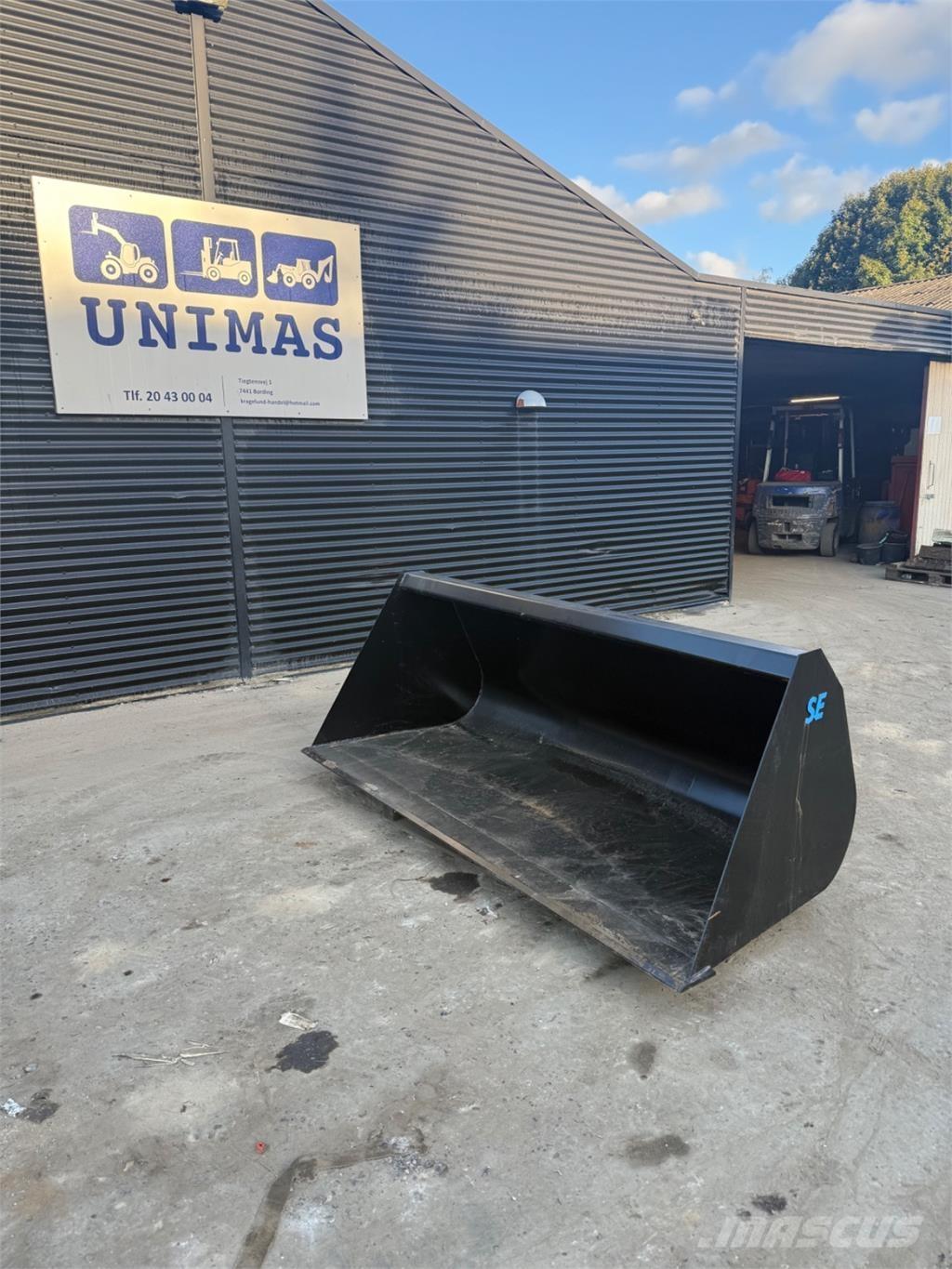 Manitou skovl Schaufeln