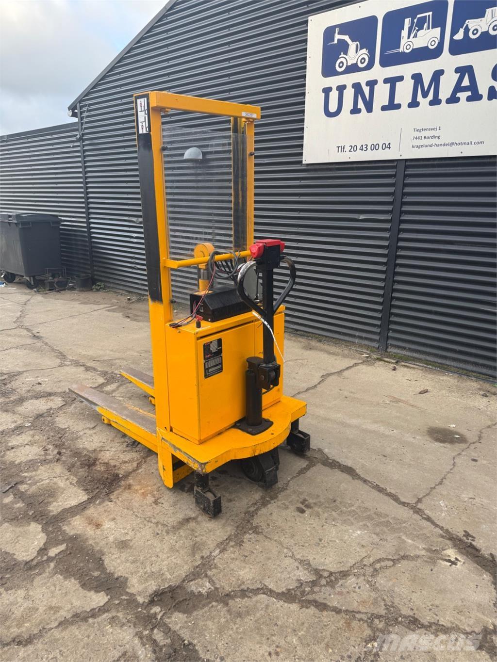 MIC 1000kg Handgeführter Palettenstapler