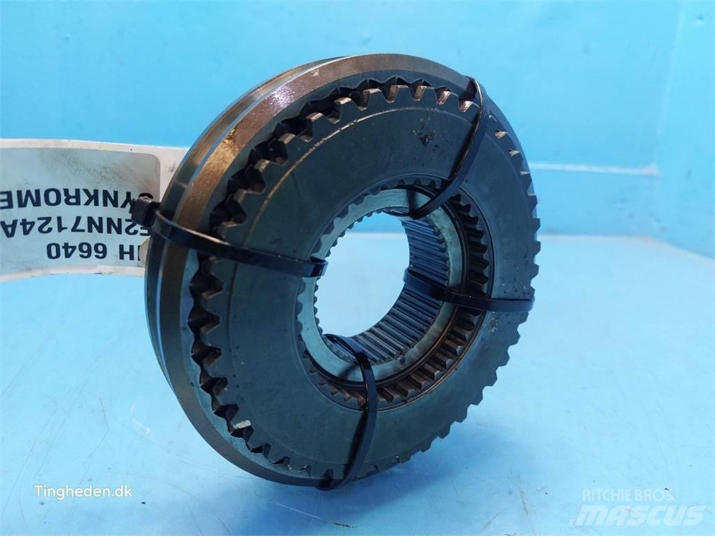 New Holland 6640 Getriebe