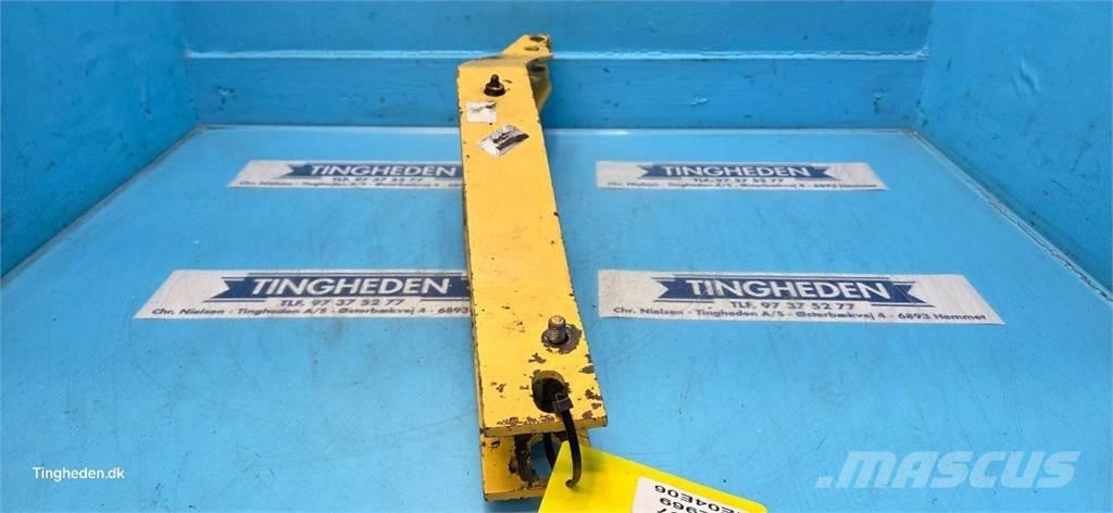 New Holland TF78 Sand and salt spreaders