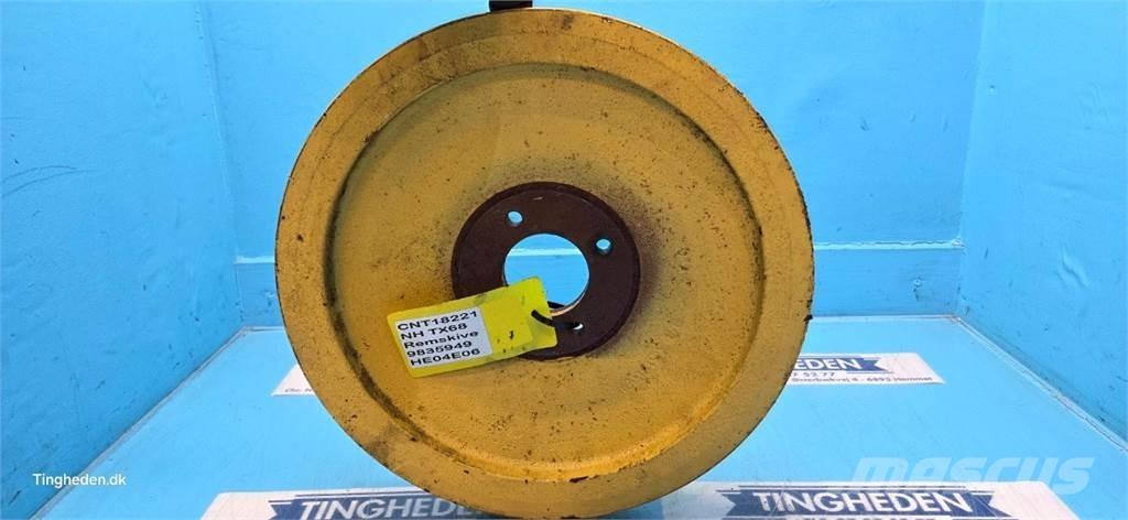 New Holland TX68 Sonstige Landmaschinen