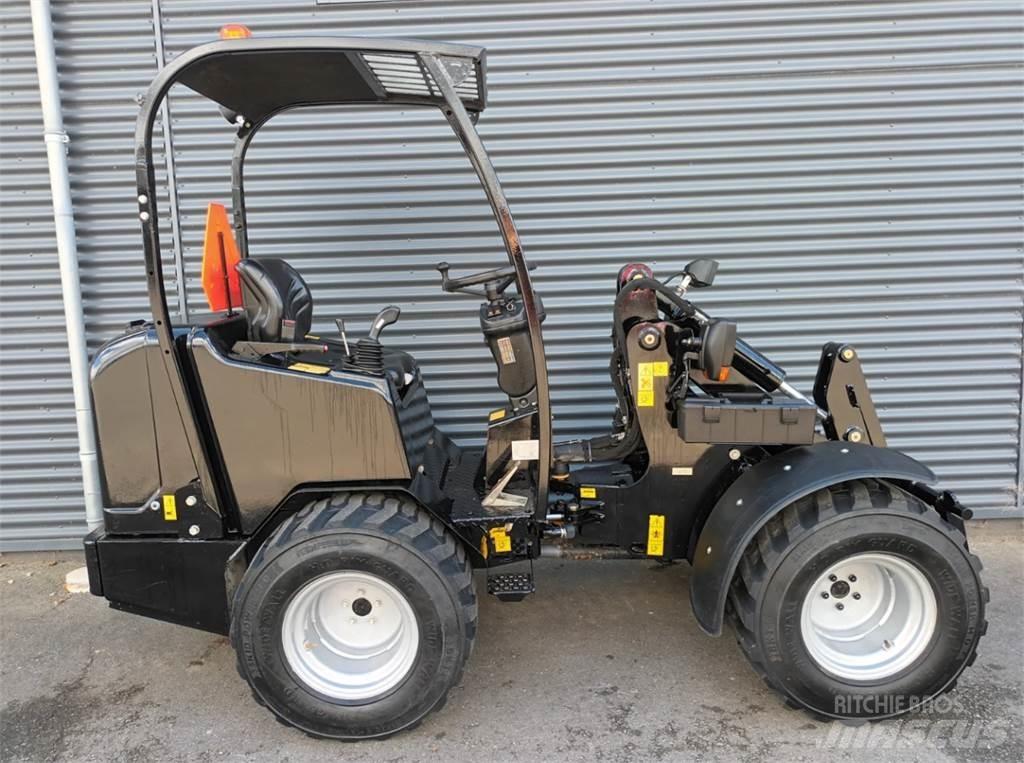 Schäffer 2434 Minilader
