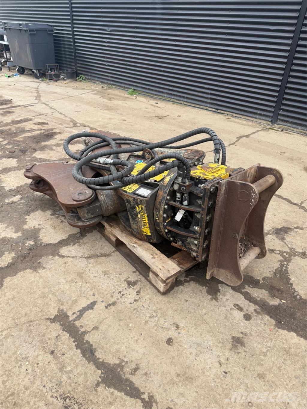  Smacher Schneidwerkzeuge