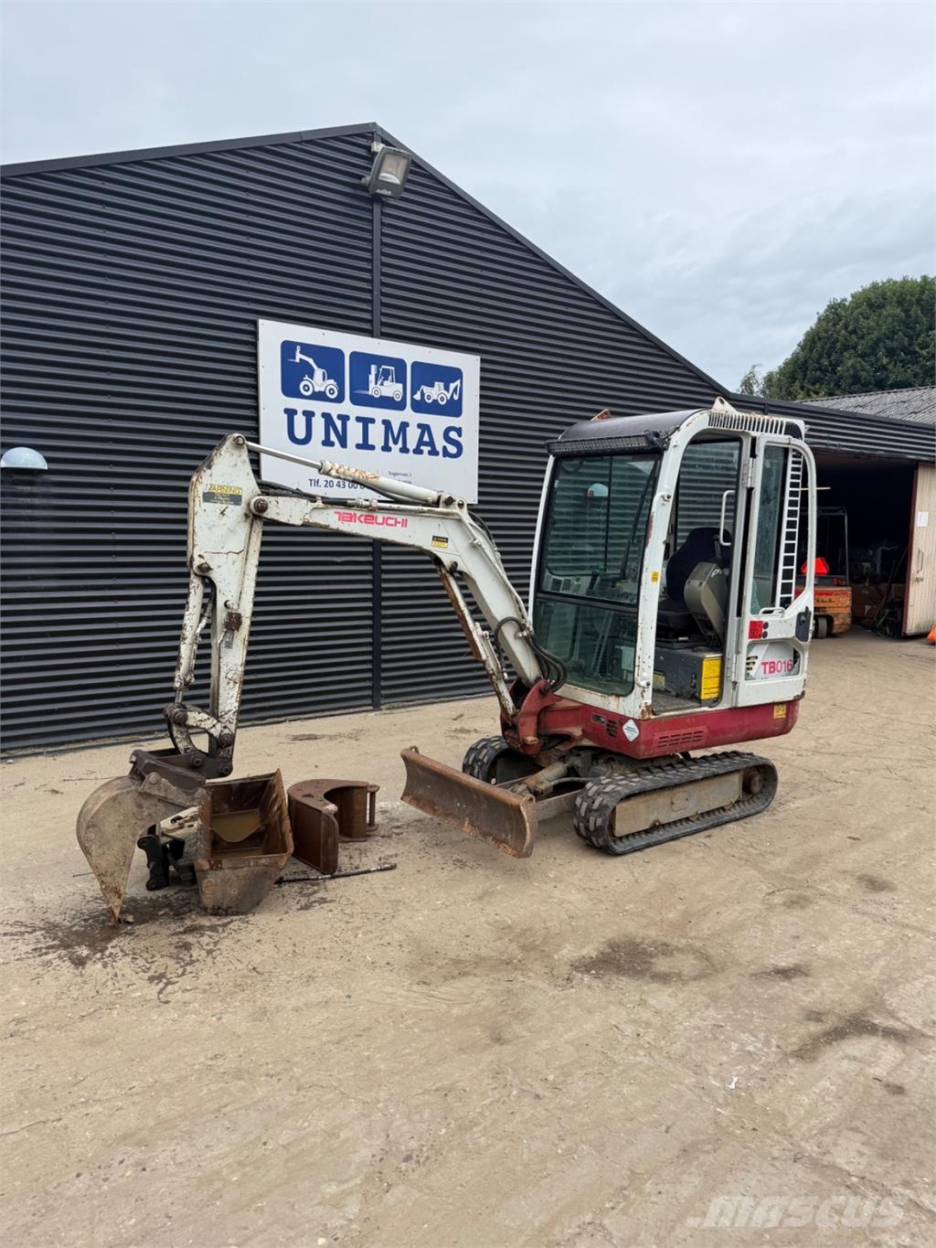 Takeuchi TB016 Minibagger < 7t
