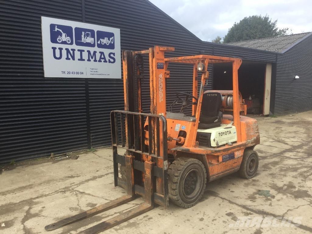 Toyota FG30 Andere Gabelstapler