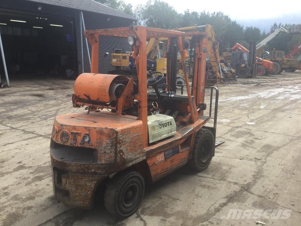 Toyota FG30 Andere Gabelstapler