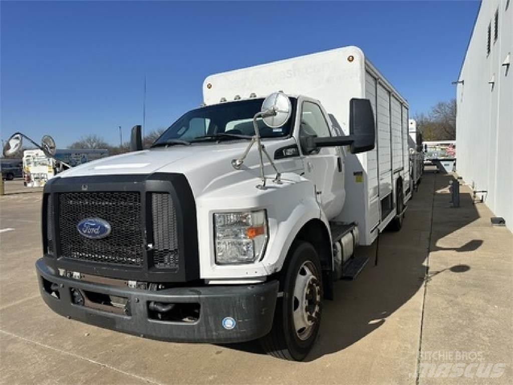 Ford F650 Getränkewagen
