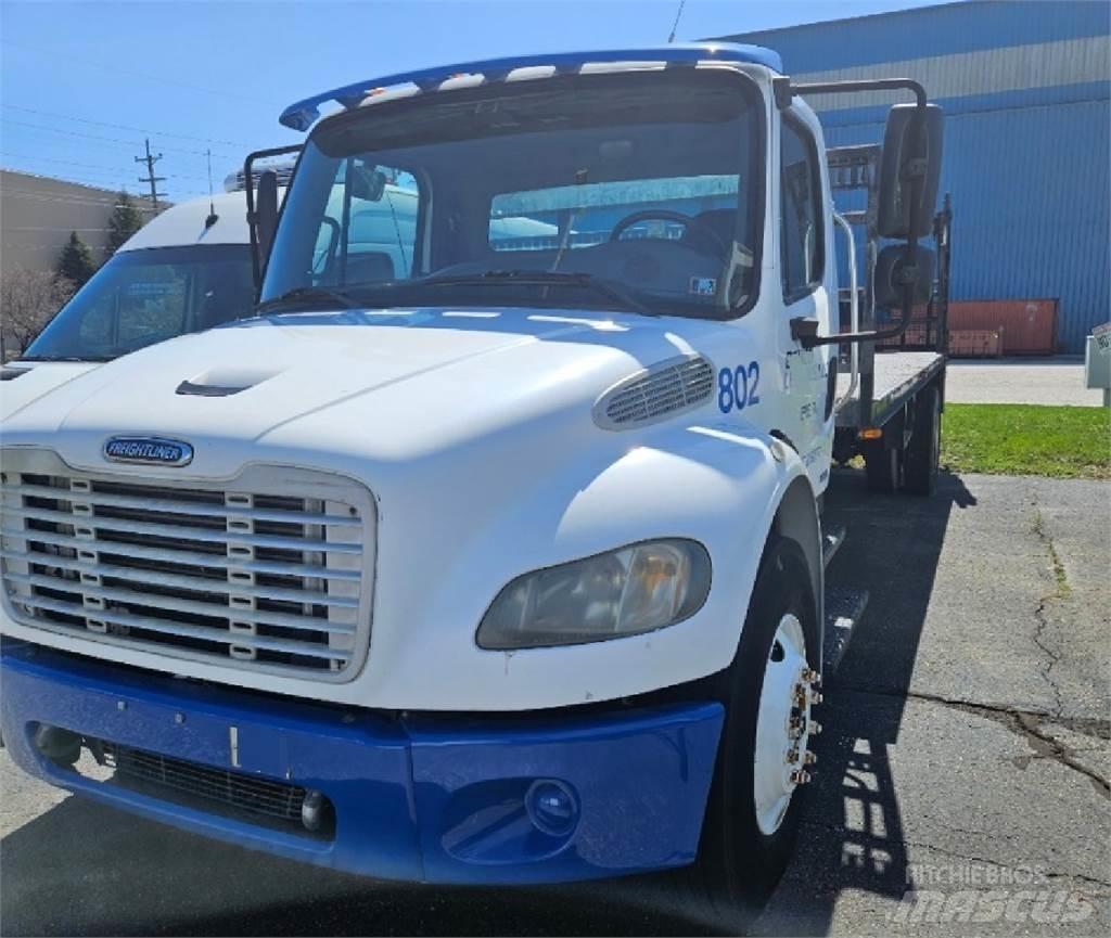 Freightliner M2 Pritschenwagen/Pritschenwagen mit Seitenklappe